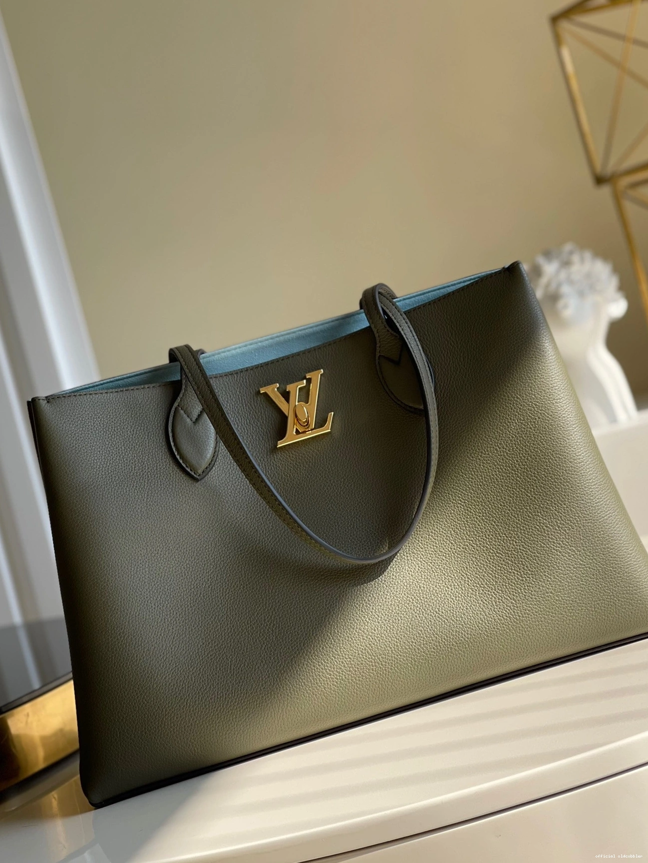 Official oldcobbler LOUIS LOCKME SHOPPER VUITTON 0823